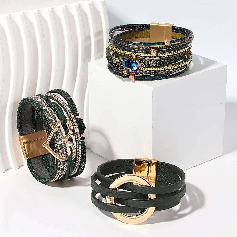 ALLYES Vintage grünes mehrschichtiges Wickelarmband aus Leder für Damen und Herren, Boho-Armbänder mit eingelegten Strasssteinen und Armreifen, Charm-Schmuck