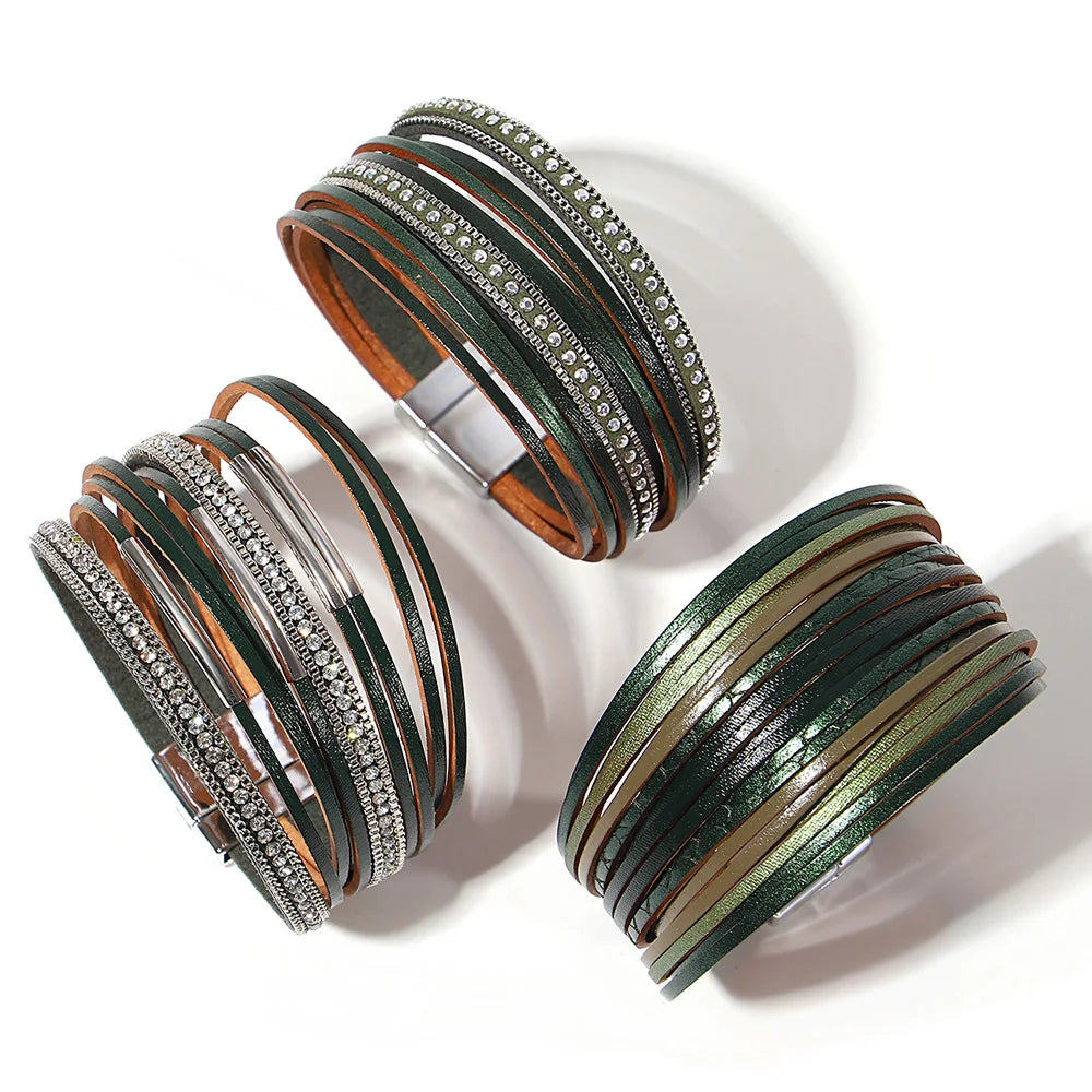 ALLYES Vintage grünes mehrschichtiges Wickelarmband aus Leder für Damen und Herren, Boho-Armbänder mit eingelegten Strasssteinen und Armreifen, Charm-Schmuck