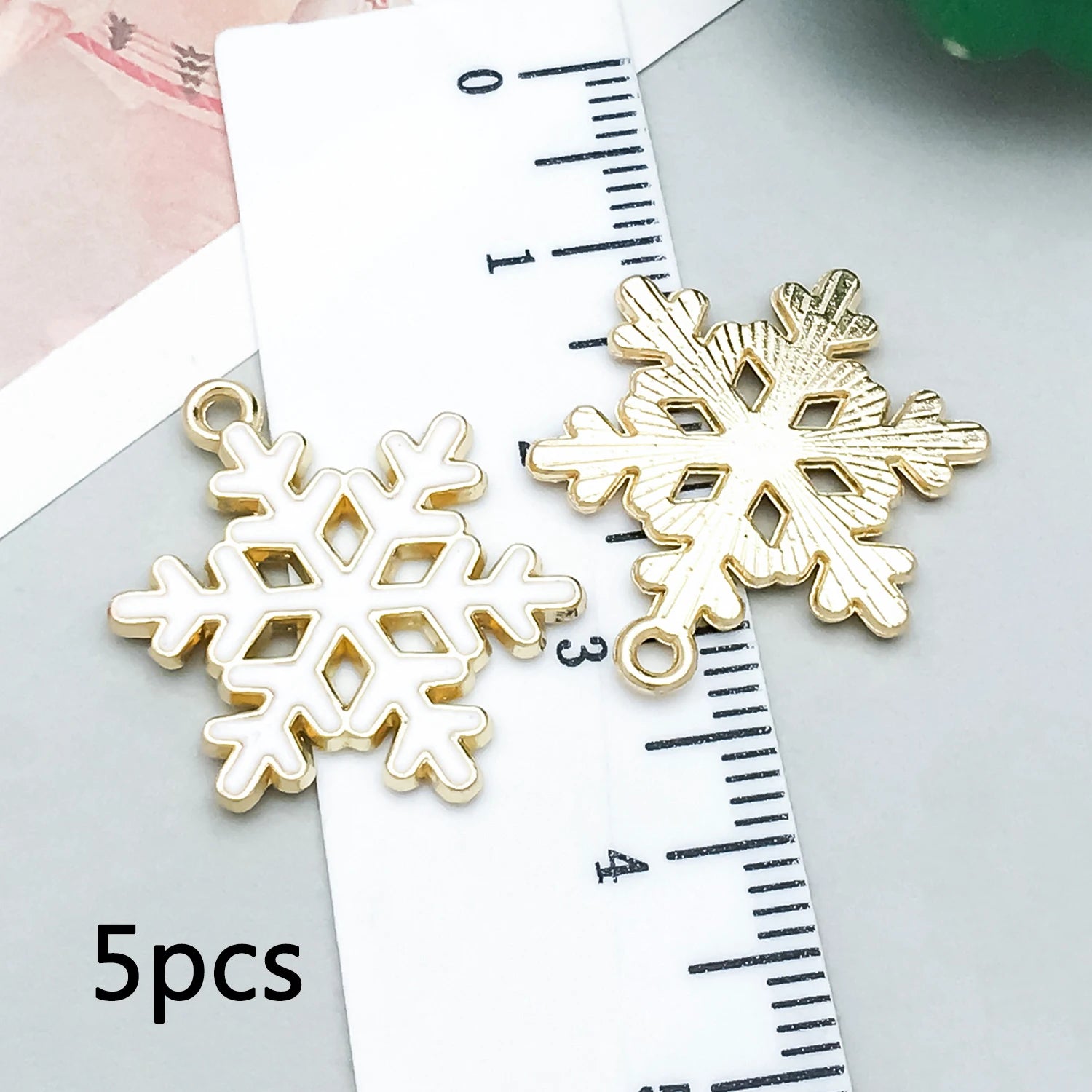 5/20 Stück Legierung Emaille Pulver weiß Weihnachten Anhänger Schmuck machen DIY Schlüsselanhänger Ohrringe Charms für Schmuck Armbänder Halskette