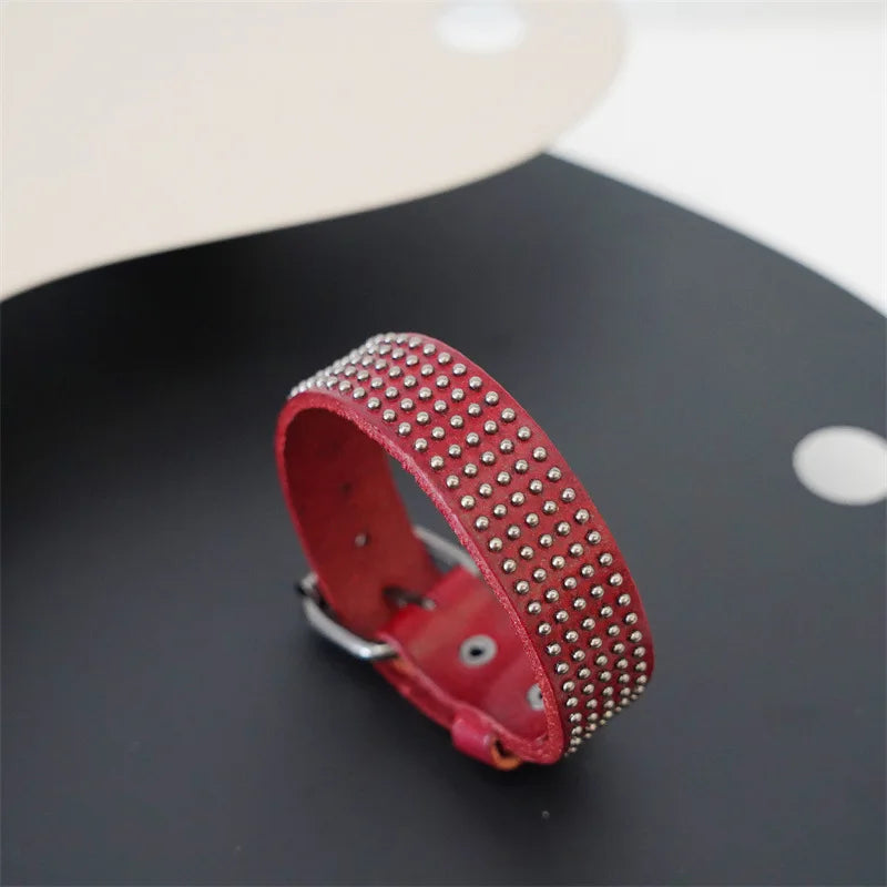 MKENDN Vintage pflanzlich gegerbtes Rindsleder-Manschettenarmband für Männer und Frauen, Punk-Armreif, geriebenes Distressed-Denim-farbiges Armband