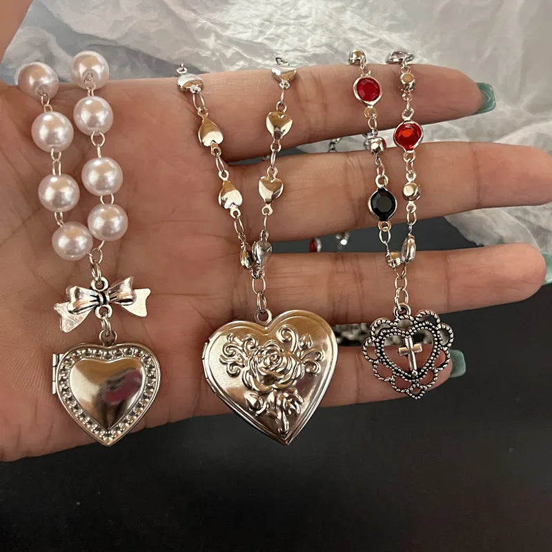 Y2K Weiße Imitation Perle Halskette Große Liebe Herz Mit Blumenmuster Anhänger Halsband Frauen Halskette Schmuck Mädchen