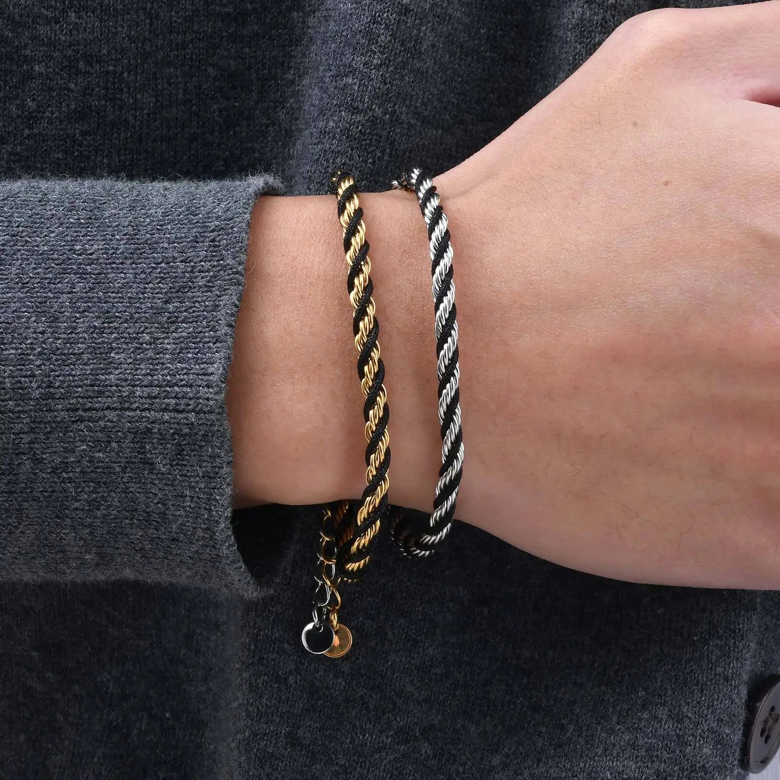 Zweifarbige Kettenarmbänder für Männer und Jungen, verstellbares Armband mit gedrehtem Seil aus Edelstahl, stilvolle Schmuckgeschenke