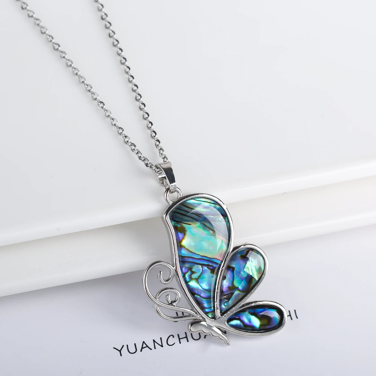 Neue kreative natürliche Muschel Design Insekt Schmetterling Libelle Anhänger Halskette personal isiert für Frau Party Vintage Schmuck Geschenk