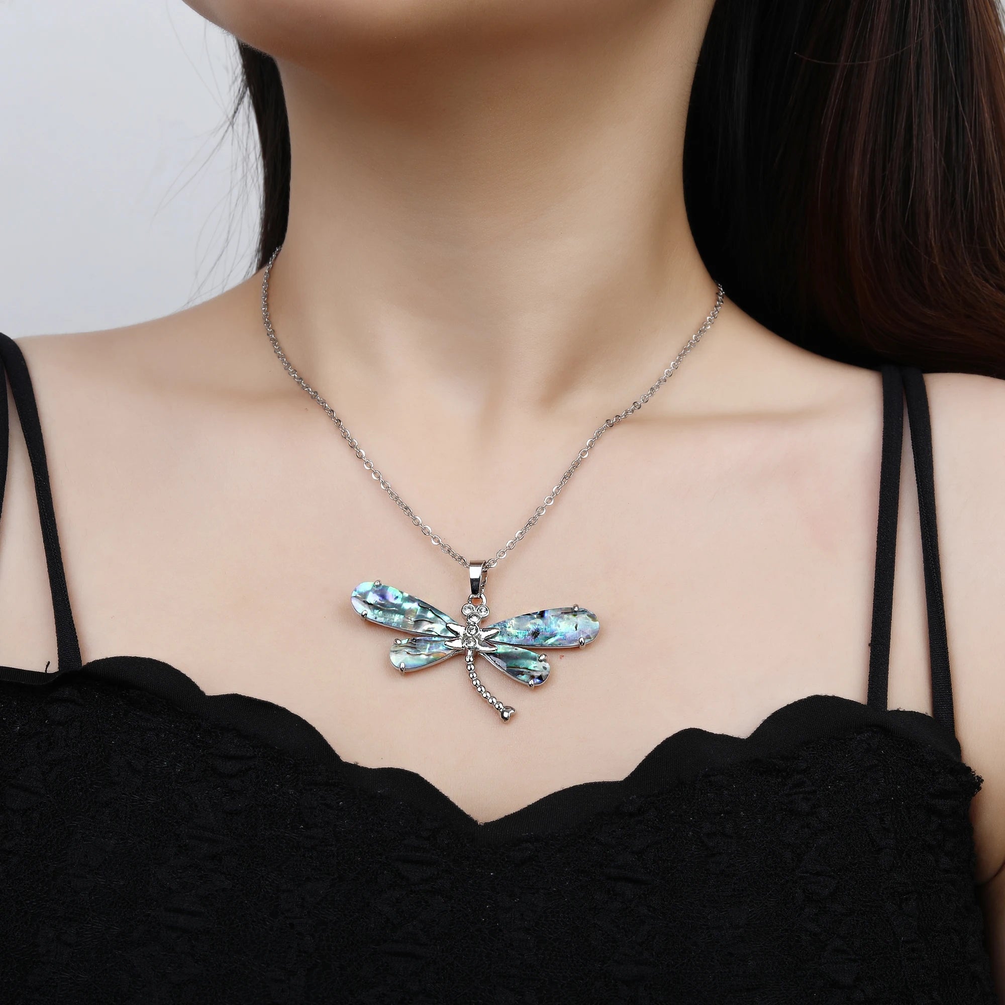 Neue kreative natürliche Muschel Design Insekt Schmetterling Libelle Anhänger Halskette personal isiert für Frau Party Vintage Schmuck Geschenk