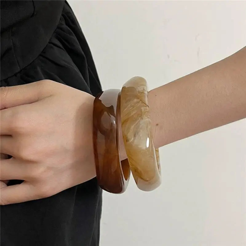 Vintage Acryl unregelmäßige geometrische übertriebene klobige Armreifen für Frauen Harz Statement Charm Armband Armreif Schmuck Geschenke