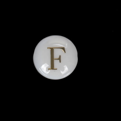 8 mm natürliche 26 Buchstaben weiße Muschel-Alphabet-Abstandsperlen für Schmuckherstellung, DIY handgefertigte Anhänger-Halskette