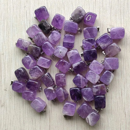 Großhandel 50 teile/los 2025 heißer verkauf trendy Verschiedene Naturstein Gemischt Unregelmäßige form anhänger charms schmuck