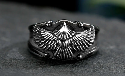 Edelstahl Männer Tier Ringe Fliegenden Adler Punk Rock Persönlichkeit für Männliche Freund Schmuck Kreativität Geschenk Anel Großhandel