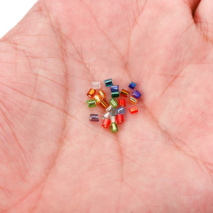 1000/1800 Stück 2 mm sechseckige tschechische Glas zylindrische lose kleine Samennadelperlen für DIY-Armbänder, Halsketten, Schmuckherstellung