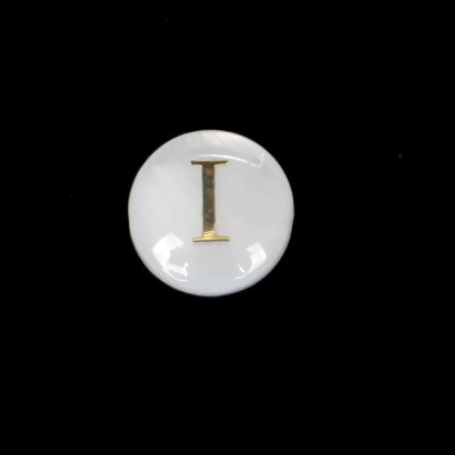 8 mm natürliche 26 Buchstaben weiße Muschel-Alphabet-Abstandsperlen für Schmuckherstellung, DIY handgefertigte Anhänger-Halskette