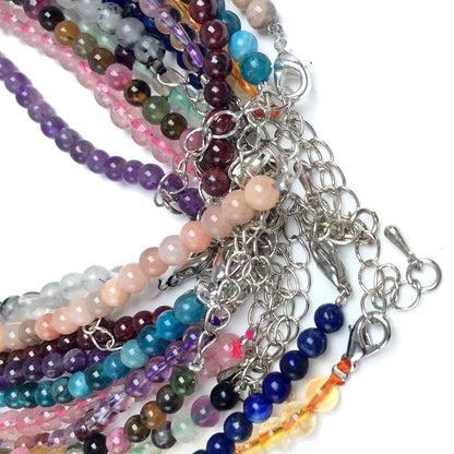 Natürliche 4mm Fluorit Amethyst Sonnenstein Apatit Quarz Perlen Halskette mehrere Farben Geschenke für Mädchen Mode Armband Halsband