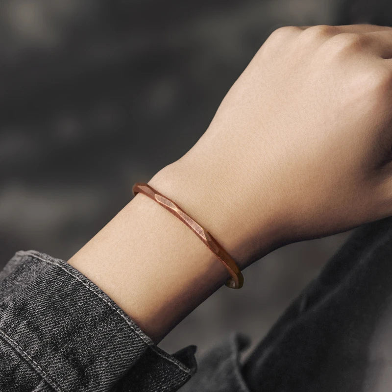 Handgefertigtes Armband aus reinem Kupfer, Kunsthandwerk, alter Manschettenarmreif, rustikaler Punk, Unisex, Wikinger-Schmuck, Straße, rotes Metall