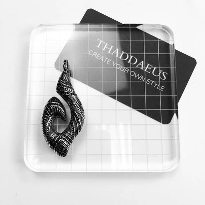 Anhänger Haken Maori Afrika Ornament Schädel Drachen Feder Eidechse Anker Ethnische Schmuck Europa Bijoux Geschenk Für Frau & Männer