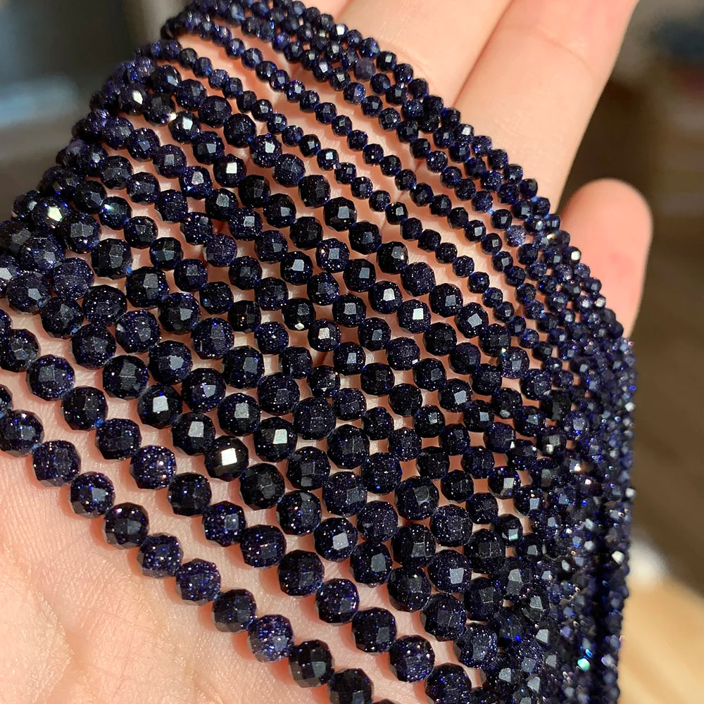 Natürlicher blauer Sandstond 2/3/4 mm facettierte lose Mineralperlen für Schmuckherstellung DIY Weihnachtsgeschenk Armbänder 15'' winziger Stein