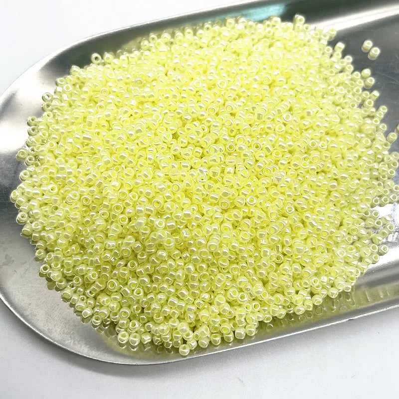 Neue 450 gr/beutel 2mm 3mm 4mm Wirkung der Creme Charme Tschechische Glas Seed Perlen für Schmuck, der DIY Handgemachte Armband Zubehör