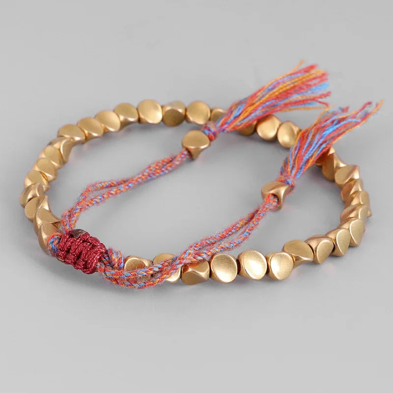 Handgemachte tibetisch-buddhistische Armbänder an der Hand geflochtene Kupferperlen Glücksseil-Armband und Armreifen für Frauen und Männer