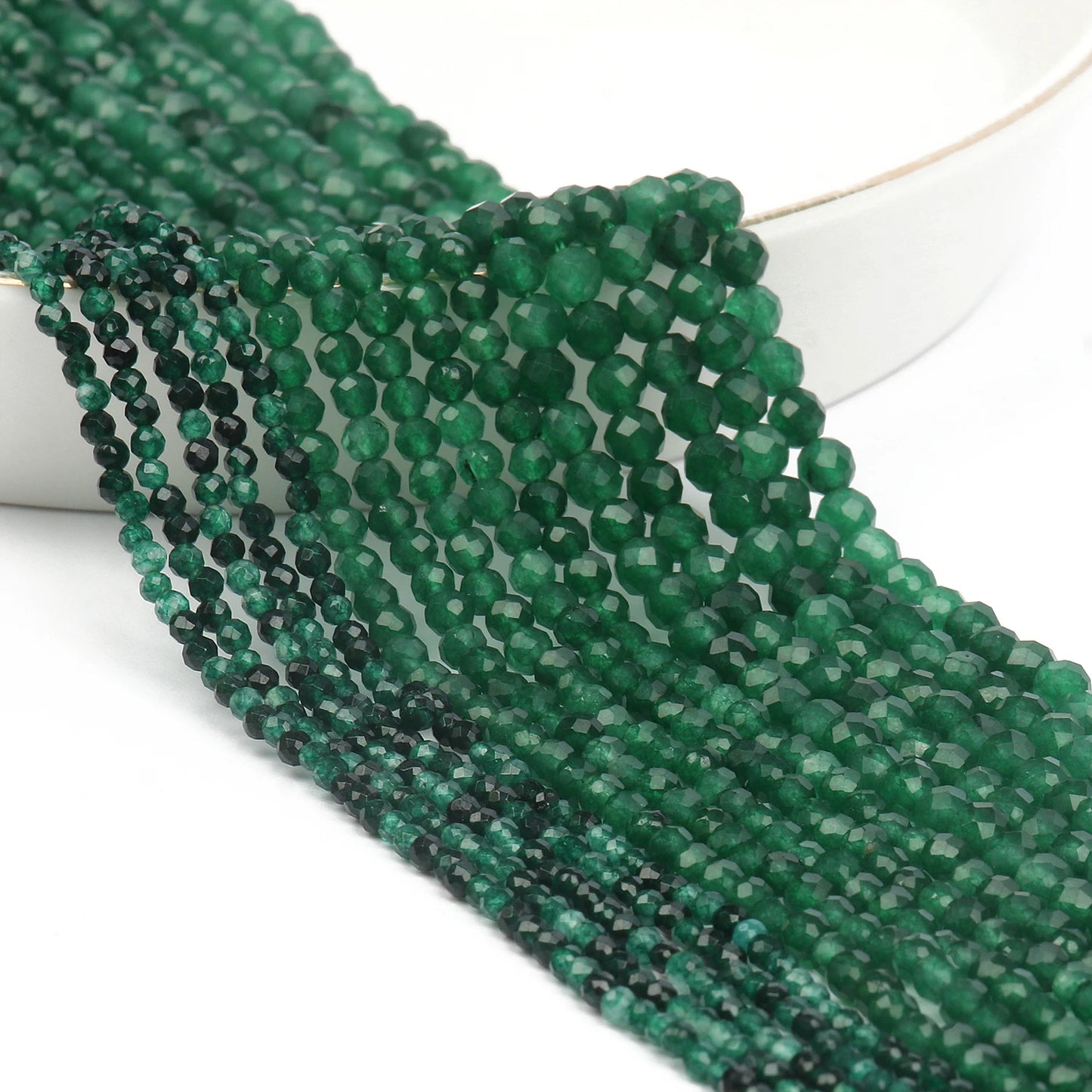 Natürlicher blauer Sandstond 2/3/4 mm facettierte lose Mineralperlen für Schmuckherstellung DIY Weihnachtsgeschenk Armbänder 15'' winziger Stein