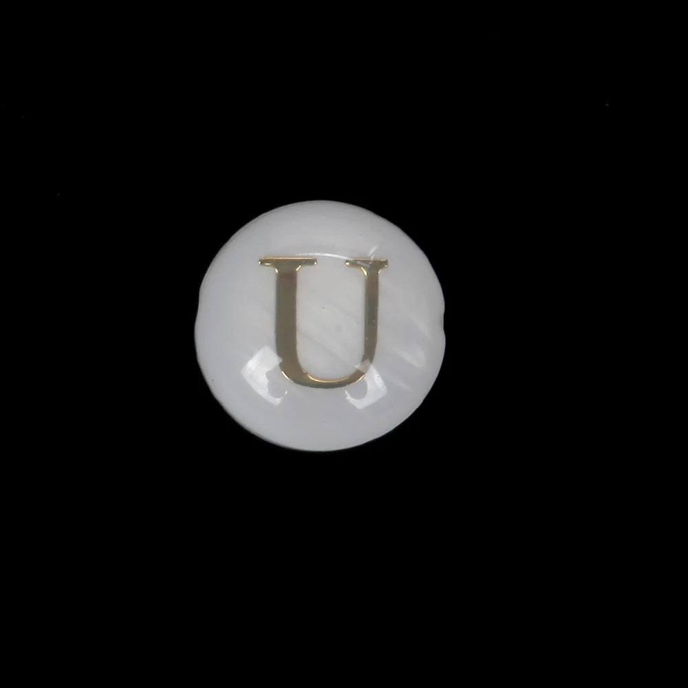 8 mm natürliche 26 Buchstaben weiße Muschel-Alphabet-Abstandsperlen für Schmuckherstellung, DIY handgefertigte Anhänger-Halskette