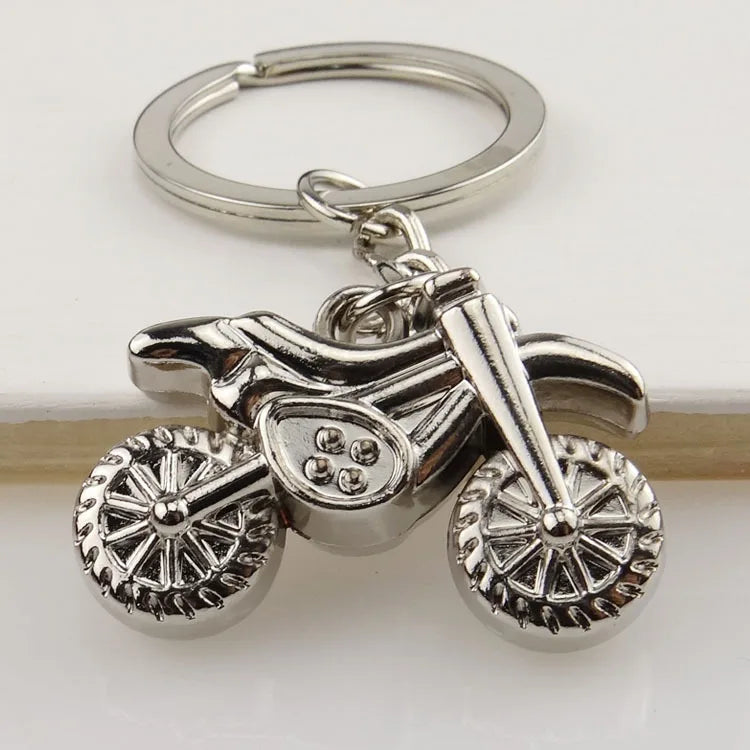 Neues Design, cooler Luxus-Schlüsselanhänger aus Metall, Auto-Schlüsselanhänger, Schlüsselanhänger, Motorradhelm-Schlüsselanhänger für neue Simulationsgeschenke 17335