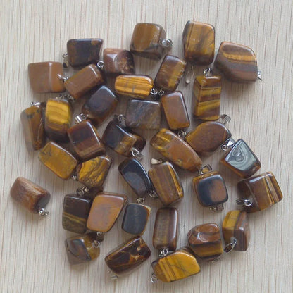 Großhandel 50 teile/los 2025 heißer verkauf trendy Verschiedene Naturstein Gemischt Unregelmäßige form anhänger charms schmuck