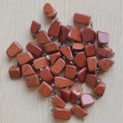 Großhandel 50 teile/los 2025 heißer verkauf trendy Verschiedene Naturstein Gemischt Unregelmäßige form anhänger charms schmuck