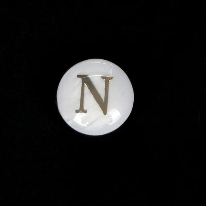 8 mm natürliche 26 Buchstaben weiße Muschel-Alphabet-Abstandsperlen für Schmuckherstellung, DIY handgefertigte Anhänger-Halskette