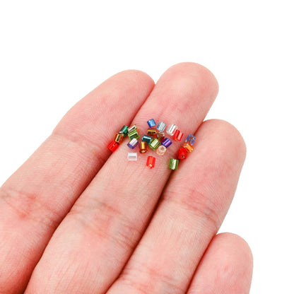1000/1800 Stück 2 mm sechseckige tschechische Glas zylindrische lose kleine Samennadelperlen für DIY-Armbänder, Halsketten, Schmuckherstellung