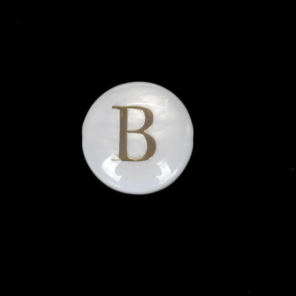 8 mm natürliche 26 Buchstaben weiße Muschel-Alphabet-Abstandsperlen für Schmuckherstellung, DIY handgefertigte Anhänger-Halskette
