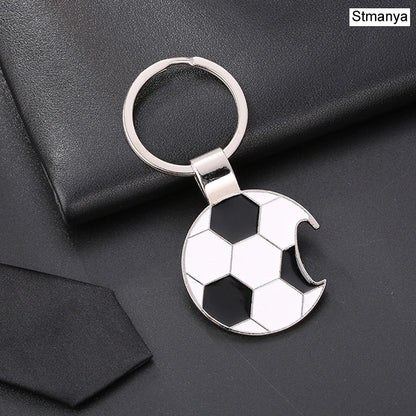 Mode Fußball Metall Schlüsselanhänger Männer Geschenk Schlüsselanhänger Fußballschuhe und Fußball Auto Schlüsselanhänger Geschenk Party Schlüsselanhänger Schmuck