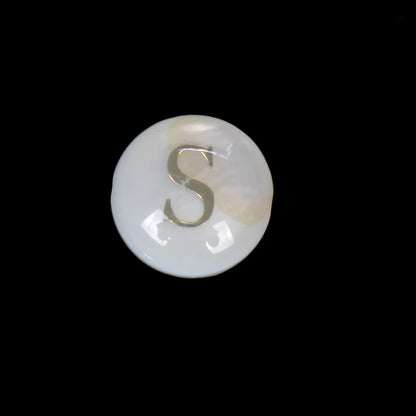 8 mm natürliche 26 Buchstaben weiße Muschel-Alphabet-Abstandsperlen für Schmuckherstellung, DIY handgefertigte Anhänger-Halskette