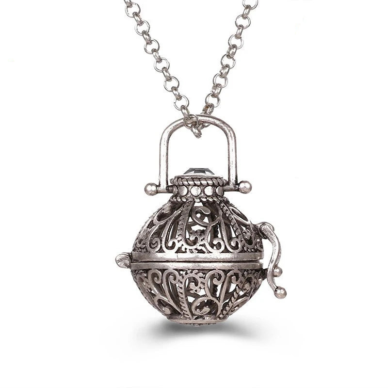 2020 beliebte Multi-Stile hohle Vintage-Halskette Schmuck Musik Ball Schwangerschaft Glocke Halskette Aroma ätherisches Öl Medaillon Anhänger