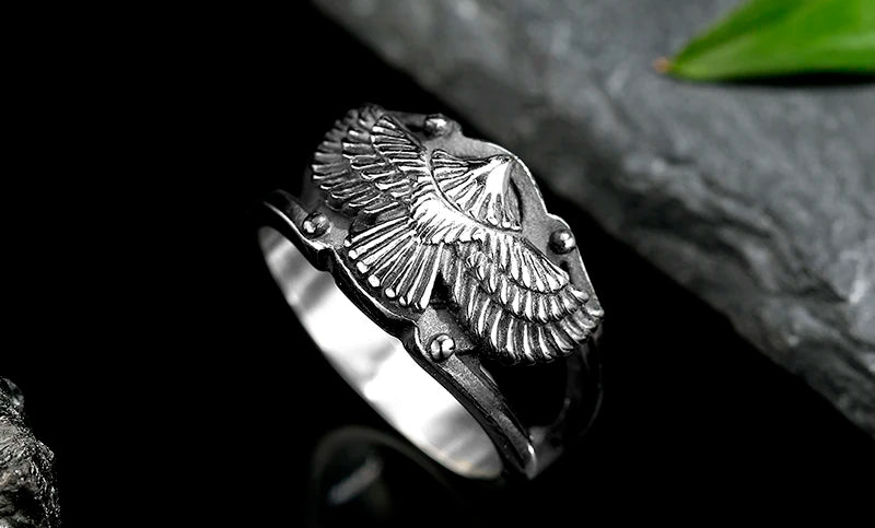 Edelstahl Männer Tier Ringe Fliegenden Adler Punk Rock Persönlichkeit für Männliche Freund Schmuck Kreativität Geschenk Anel Großhandel