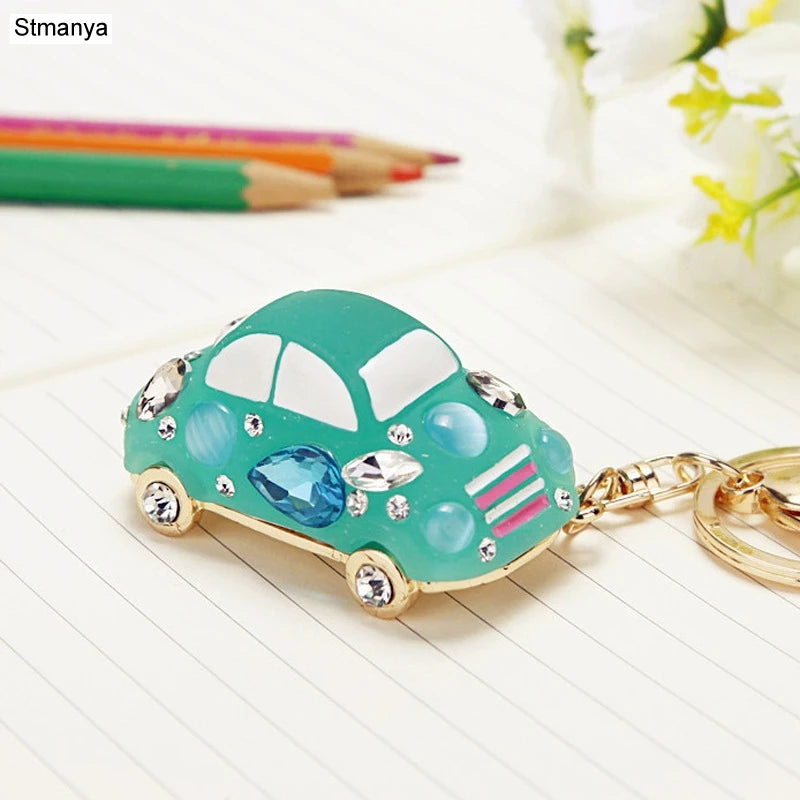 Heißer verkauf Kristall Auto Schlüssel Kette Neue metall Abwechslungsreiche Schlüssel Halter Mode Tasche Charme Zubehör Strass Schöne Schlüsselbund K1724