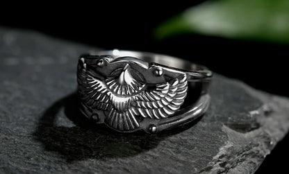 Edelstahl Männer Tier Ringe Fliegenden Adler Punk Rock Persönlichkeit für Männliche Freund Schmuck Kreativität Geschenk Anel Großhandel