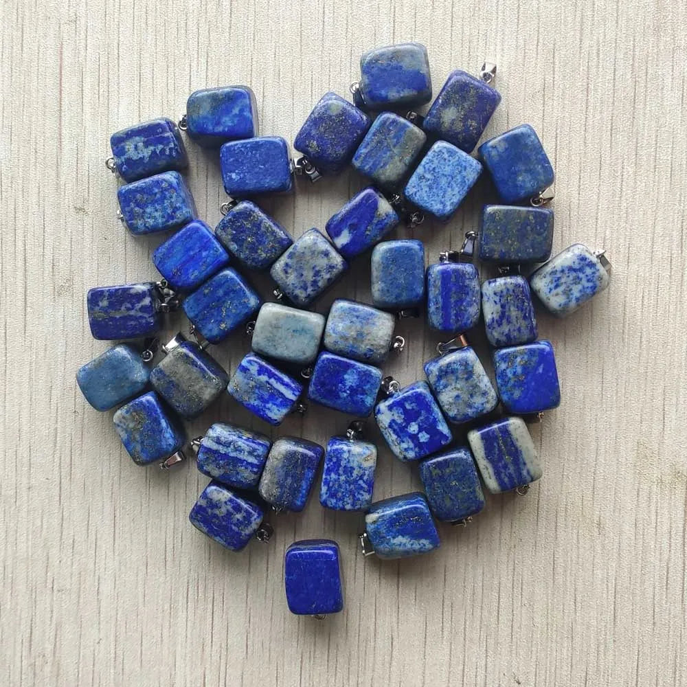 Großhandel 50 teile/los 2025 heißer verkauf trendy Verschiedene Naturstein Gemischt Unregelmäßige form anhänger charms schmuck