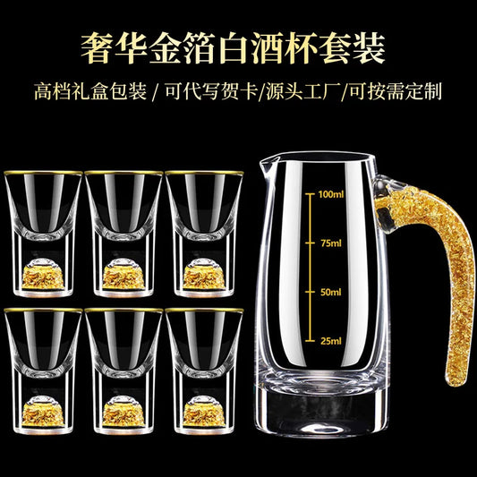 Goldfolie Baijiu Tasse Weinspender Set Kleines Weinglas für den Haushalt Ein-Schuss-Glas Chinesisches Weinset mit abgestufter Getränkehalter