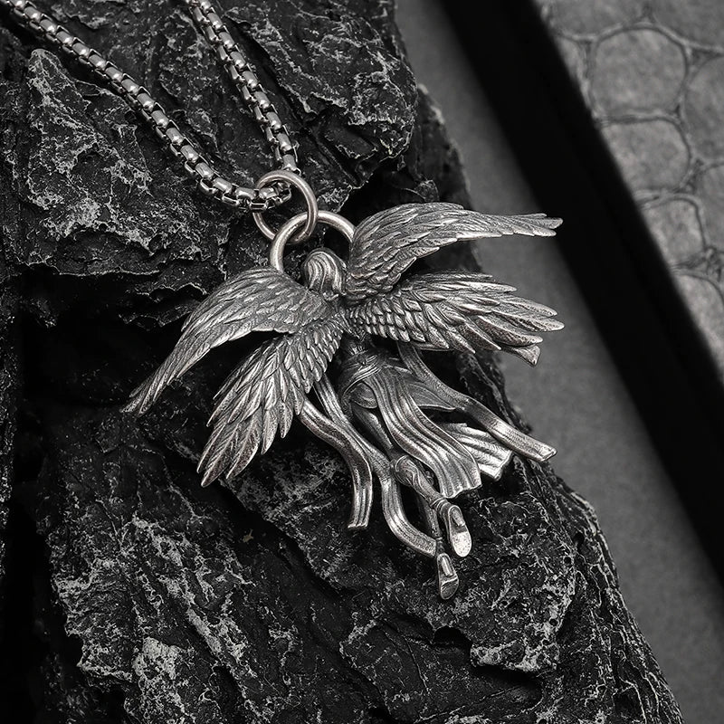 Modische vier geflügelte Göttin Mädchen Anhänger Halskette Retro Punk Glück Amulett Schmuck Geschenk für Männer und Frauen