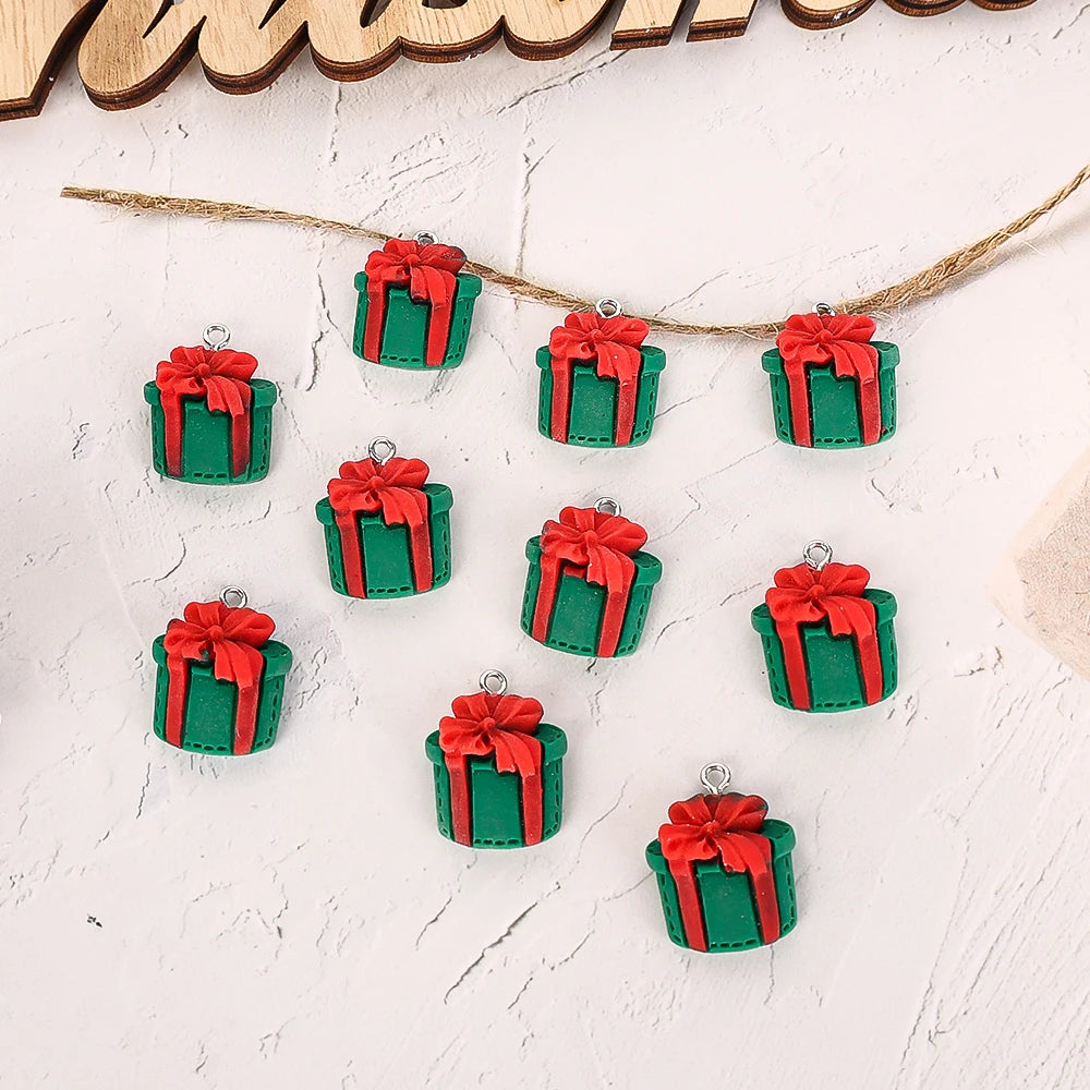 10 Stück Weihnachten Lebkuchenmann Weihnachtsmann Charms Harz Anhänger Charms für Ohrring Armband Schlüsselanhänger Kinderspielzeug Diy Schmuckherstellung