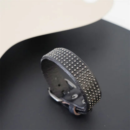 MKENDN Vintage pflanzlich gegerbtes Rindsleder-Manschettenarmband für Männer und Frauen, Punk-Armreif, geriebenes Distressed-Denim-farbiges Armband