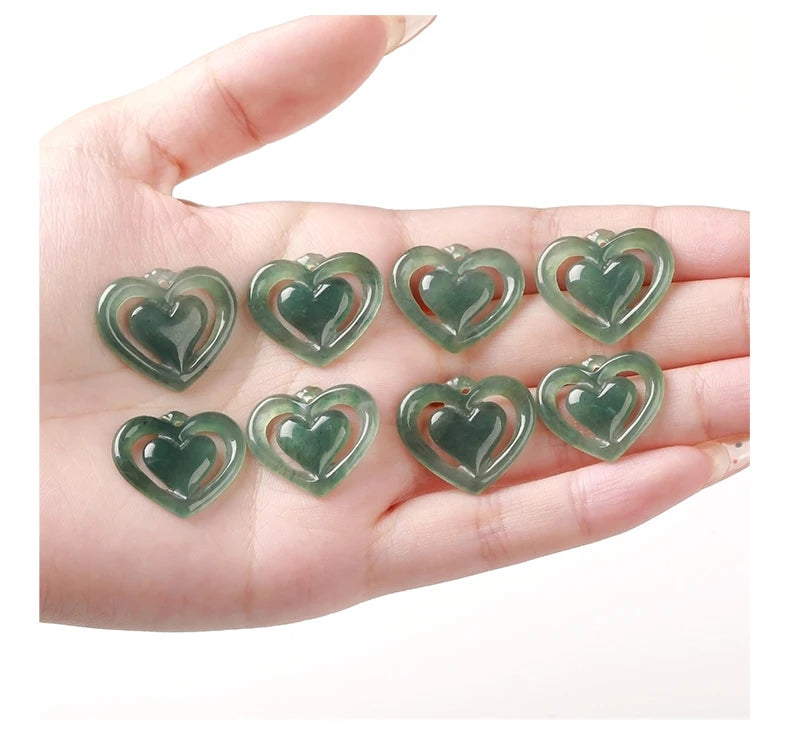 1 Stück Naturstein Guatemala Jadeit geschnitzte Herzform Smaragdperle für Schmuckherstellung DIY Halskette Armband Charms Zubehör