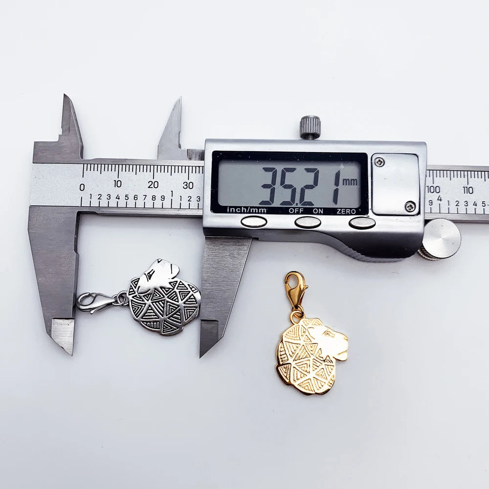 Löwe-Anhänger aus 925er-Sterlingsilber, baumelnder Charm, brandneues Vintage-Geschenk für Damen und Herren, neuer edler Schmuck