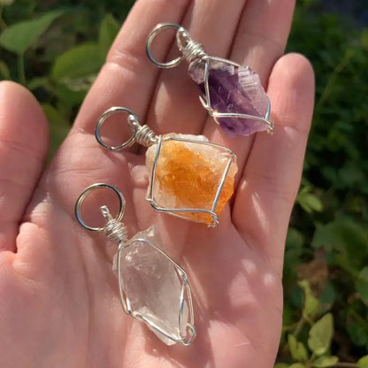 Kleine Raw Kristall Keychain, Haustier Kragen Charme, Tasche Zubehör, natürliche, kristall auf die gehen, keychain charme, geschenk ideen, healing