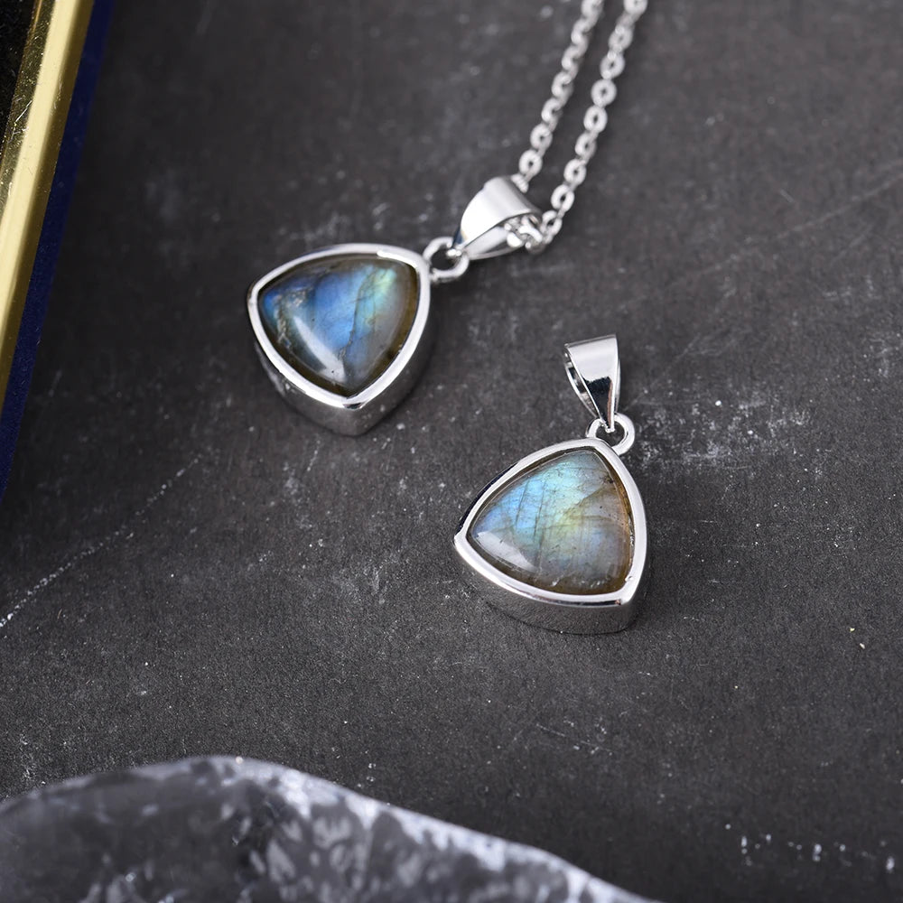ITSMOS Halskette mit Anhänger aus natürlichem Labradorit, Aquamarin, Dreieck, blaues Licht, Stein-Halskette, schlichter, eleganter Schmuck für Frauen