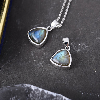 ITSMOS Halskette mit Anhänger aus natürlichem Labradorit, Aquamarin, Dreieck, blaues Licht, Stein-Halskette, schlichter, eleganter Schmuck für Frauen