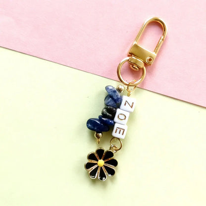 1 STÜCK personalisierter Schlüsselanhänger aus Metall mit Gänseblümchen-Blume/Schmetterling, Kristallstein/Lapislazuli-Rohstein-Anhänger, Weihnachtsgeschenk