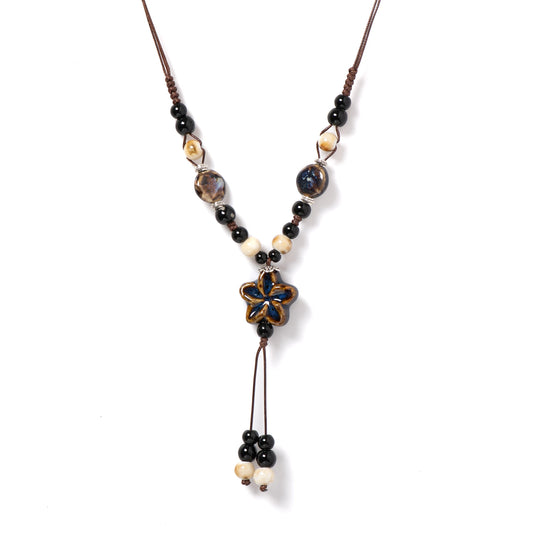 Runder Stern, handgefertigte Keramik-Halskette, verstellbarer Anhänger in Edelsteinblau, Boho-Schmuck, langer Anhänger für Frauen 1101