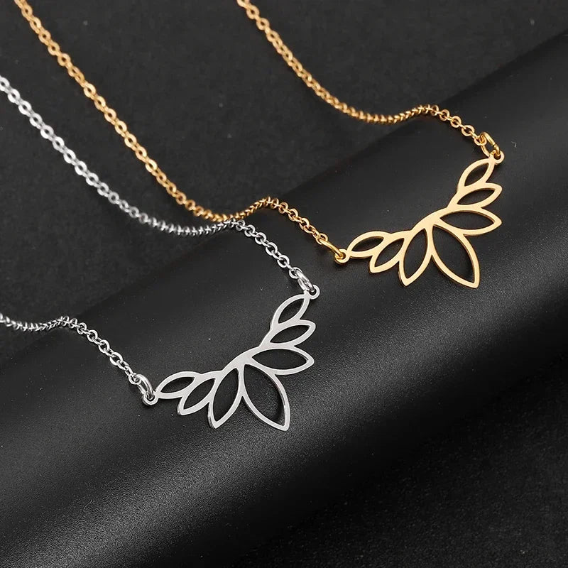 Choker Necklaces Vintage Flower Necklaces Stainless Steel Necklaces Pendant Chain Necklace For Women Jewelry Gifts