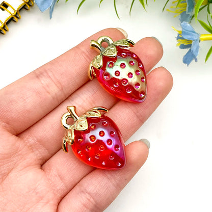 4/8 Stück saftige 3D-Erdbeer-Charms – Erstellen Sie bezaubernden DIY-Schmuck! (Perfekt für Sommeraccessoires und Geschenke)