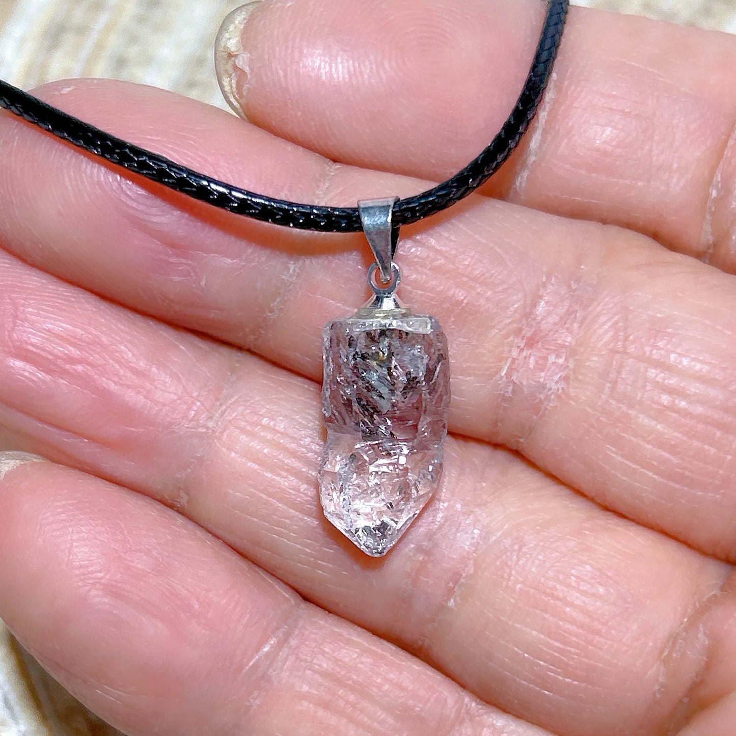 Natürlicher Kristall Herkimer Diamant Zubehör Hängestein Edelsteine Mineral Energie Reiki Heimdekorationen Geschenk Erzkristalle