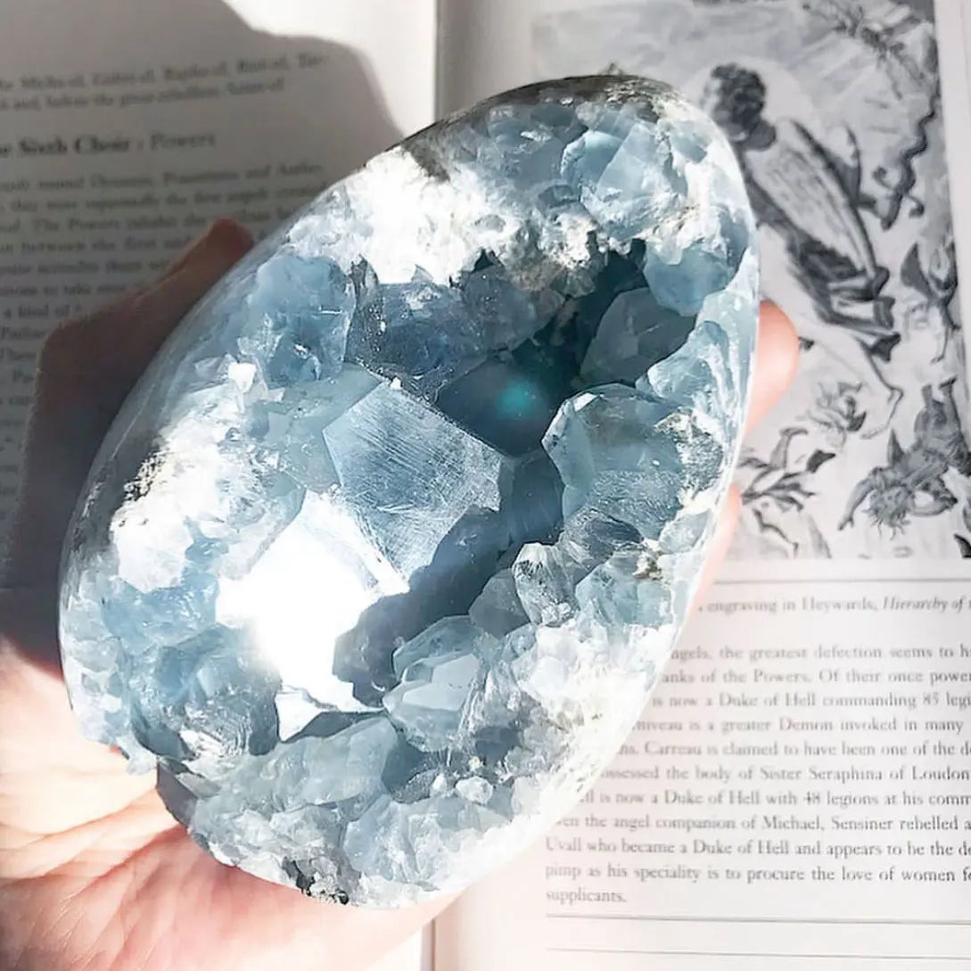 1 Stück natürlicher Celestit-Kristall, roher Druzy-Celestiet-Herz, Cluster, himmelblaue Geode, grobes Mineralblau, Celestite-Geode, Celestite Raw